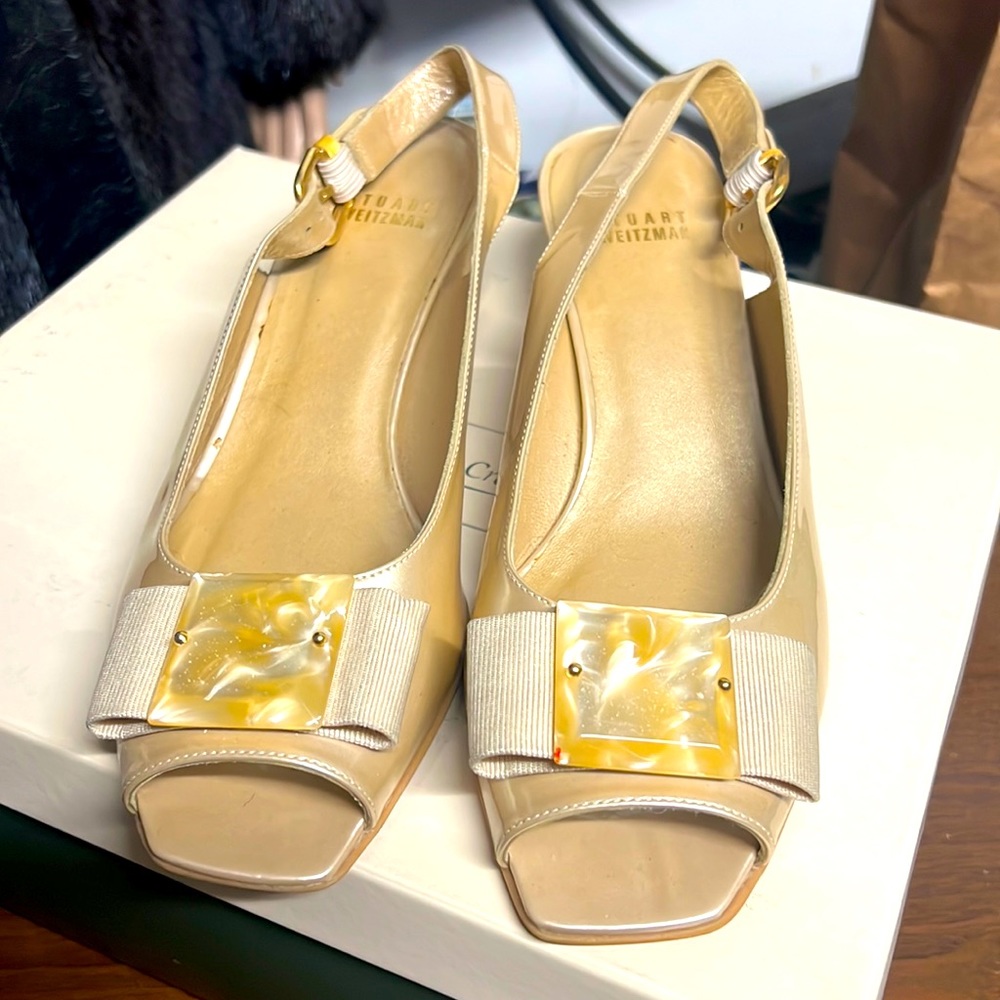 Very beautiful sandals